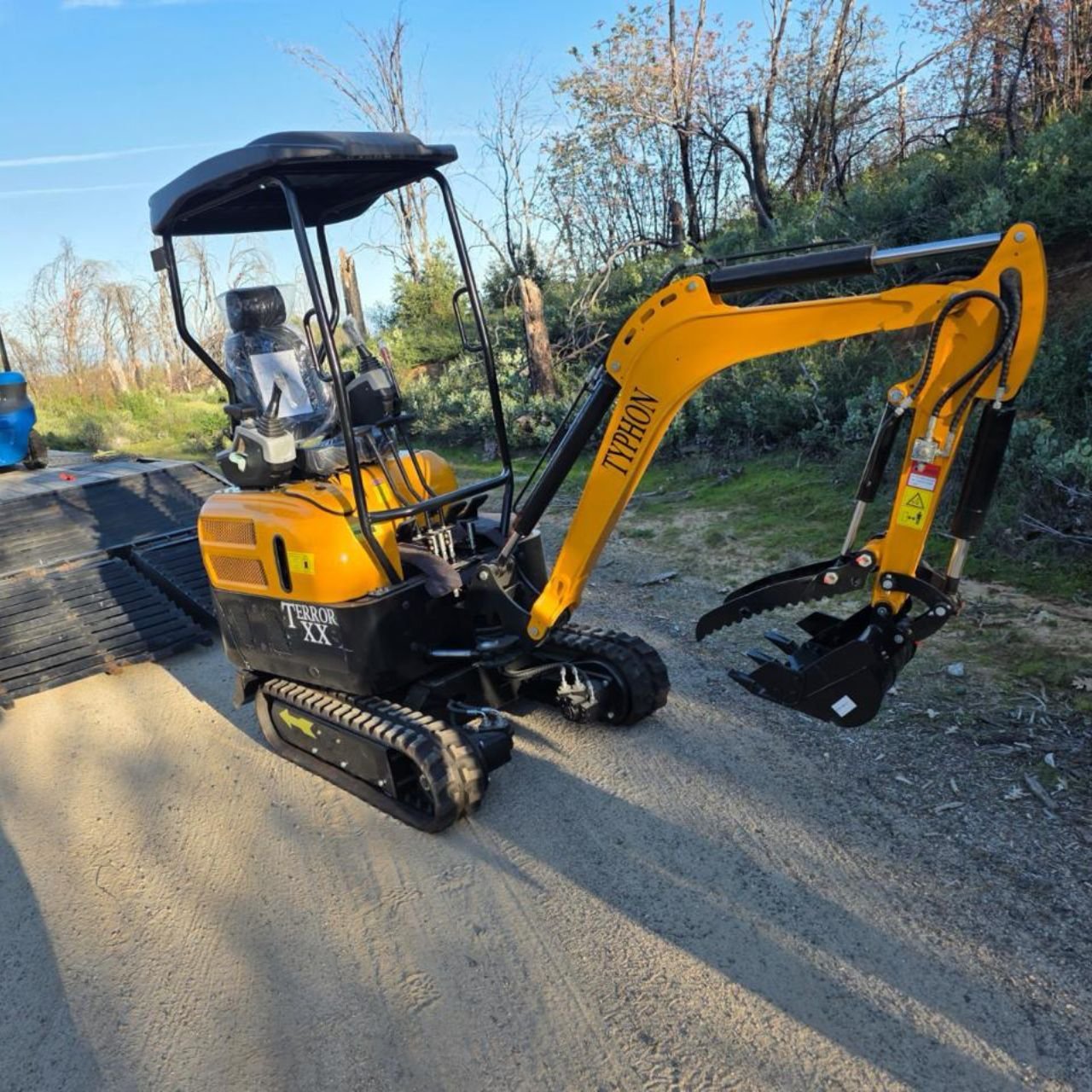 Compact Loader Customer Staging